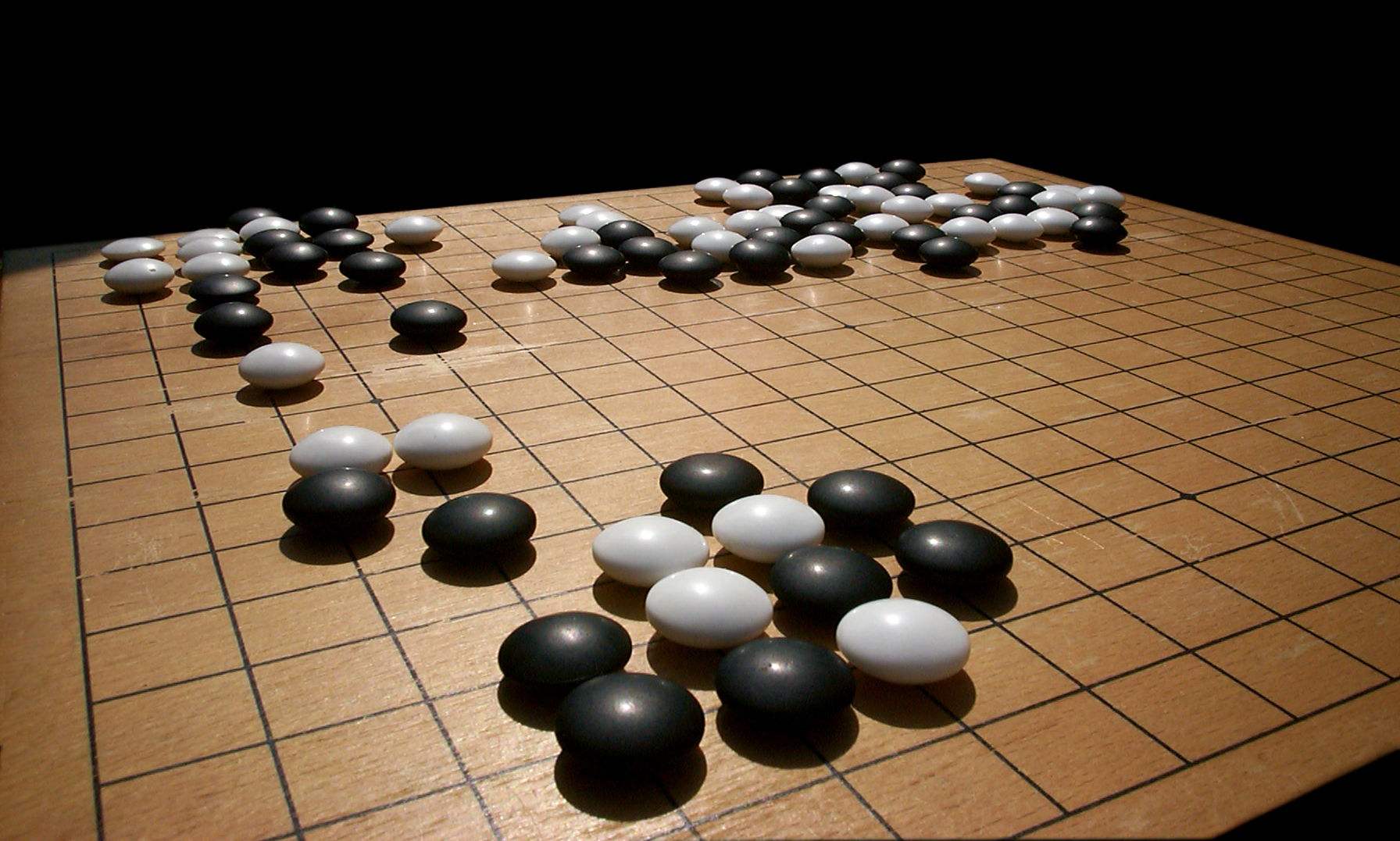 AlphaGo的围棋学习之路 从人类智慧到自我超越